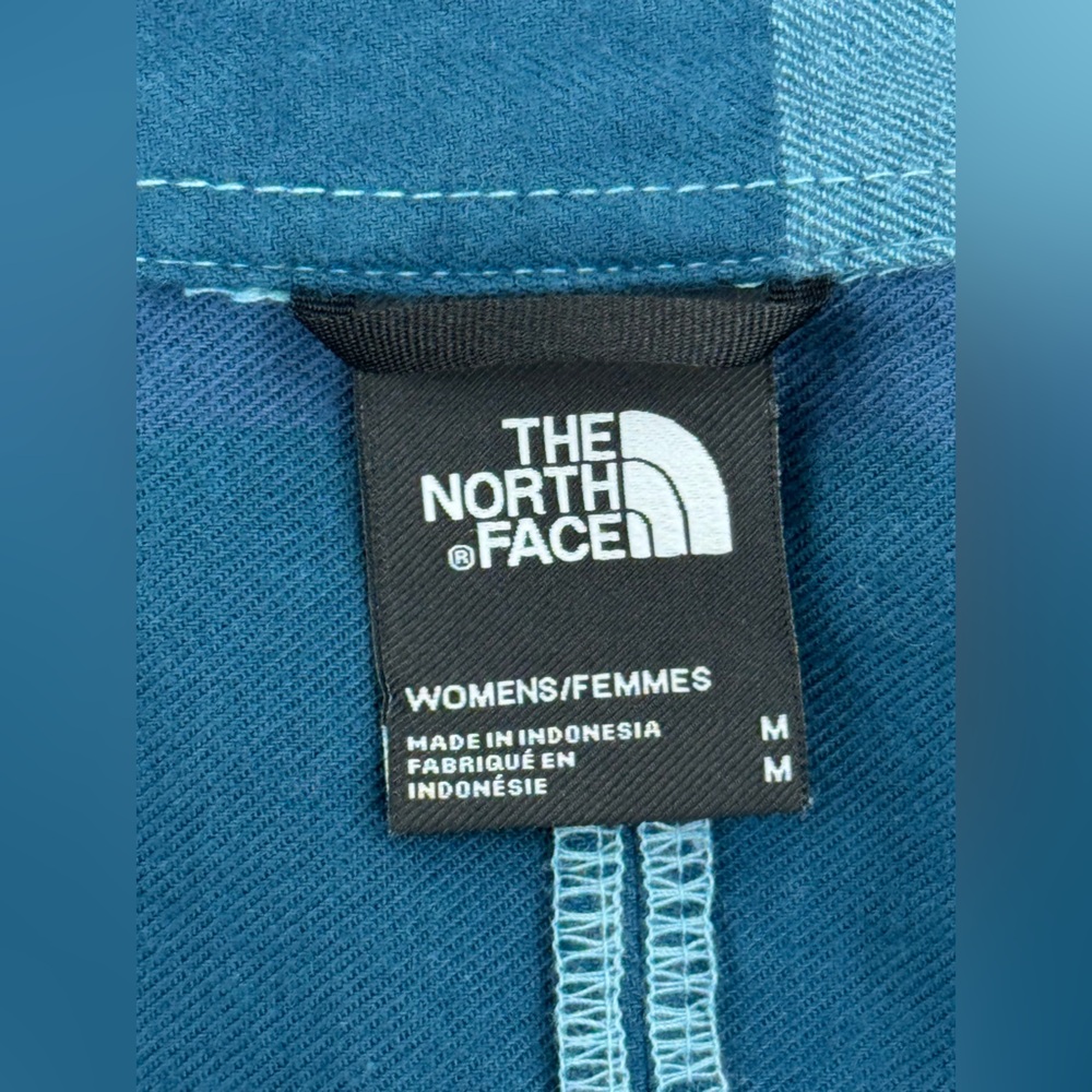 The North Face Women’s Teal and Navy Plaid Flannel Long Sleeve Shirt, Size Med - Picture 11 of 16